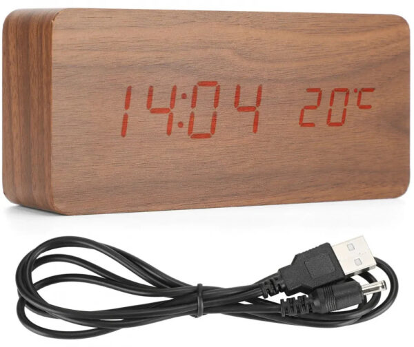Fa hatású LED digitális óra  / bambusz